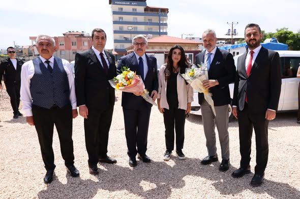 Ahmet Salman Yumuşak, Reyhanlı Belediyesi ile birlik AK Parti Genel Başkan Yardımcımız Sayın Prof. Dr. Hüseyin Yayman, Hatay Büyükşehir Belediye Başkanımız Sayın Mehmet Öntürk, AK Parti Reyhanlı İlçe Başkanımız Sayın Kemal Demiri ve MHP İlçe Başkanımız Sa