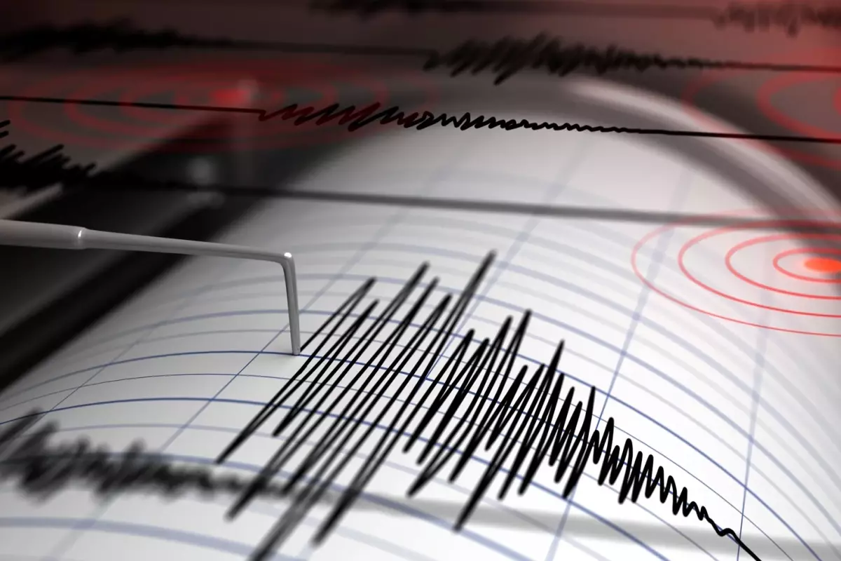 Akdeniz'de 4 büyüklüğünde deprem