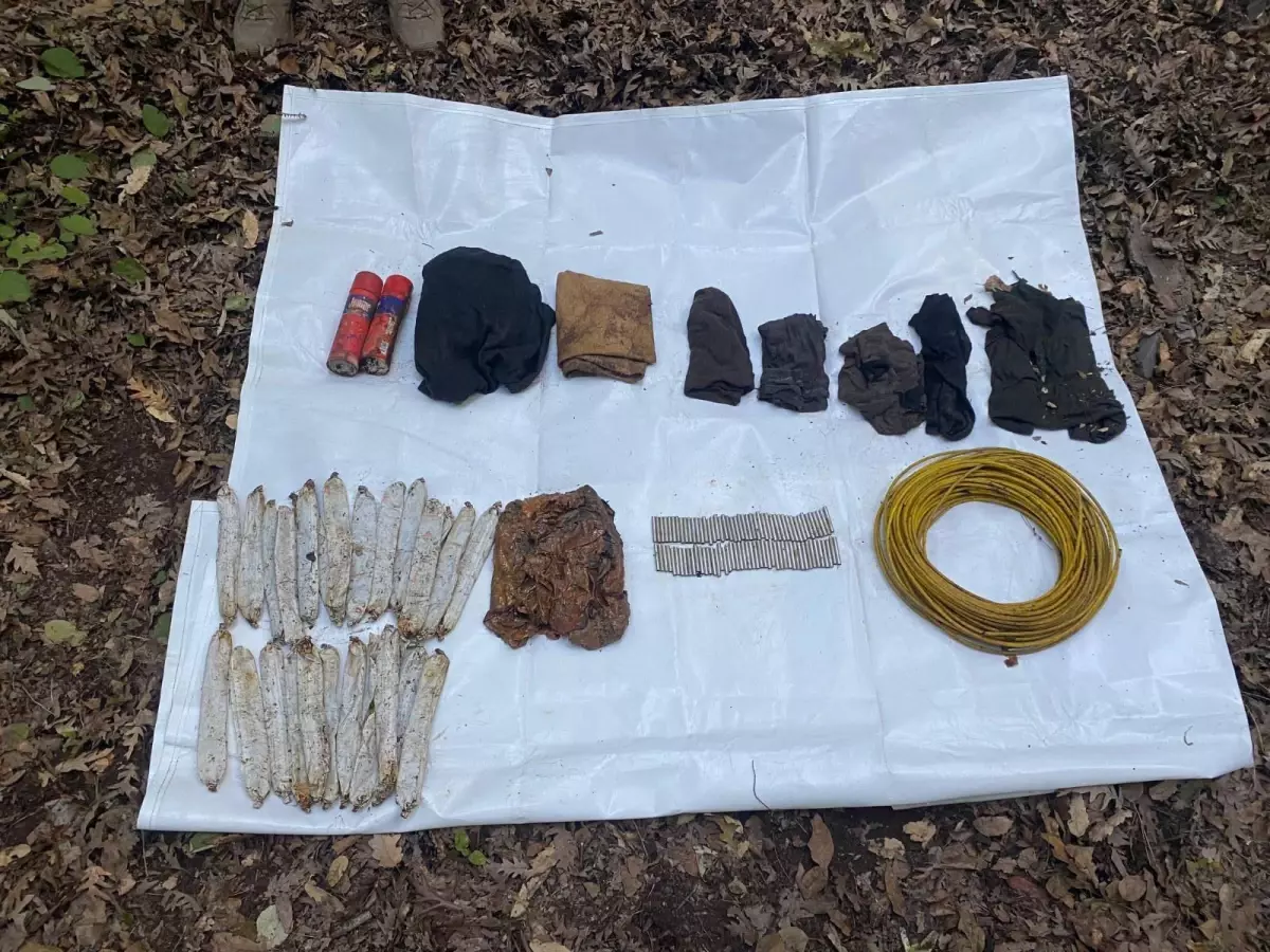 Dörtyol'da Jandarma Operasyonu: PKK'ya Ait Patlayıcılar Ele Geçirildi