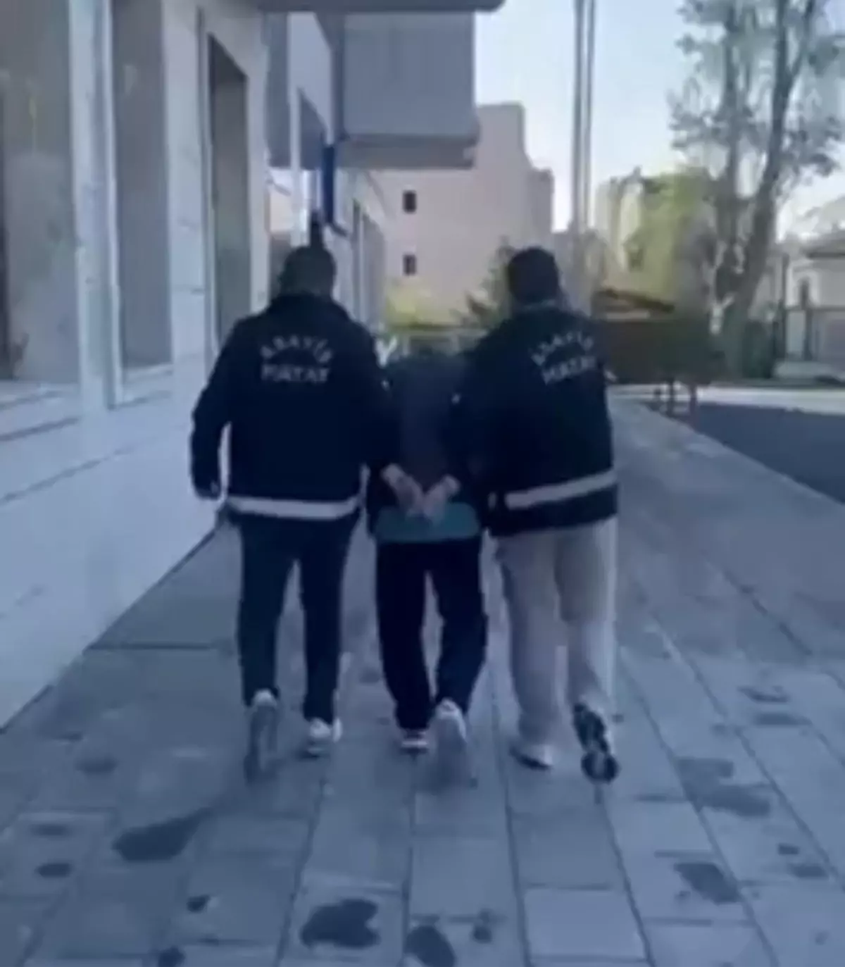 Firari Hükümlü İstanbul'da Yakalandı