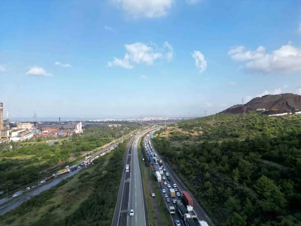 Hatay'da Heyelan: Otoyol Kapatıldı