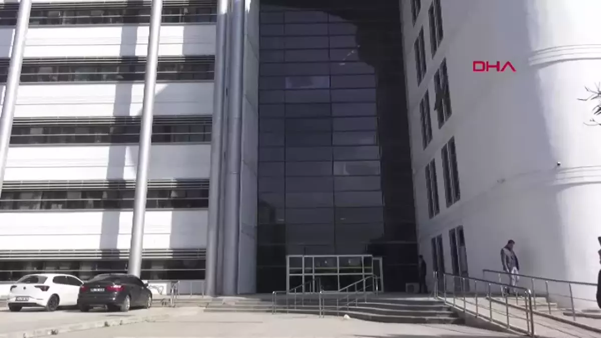 Hatay'daki Depremde Yıkılan Sitedeki Davanın İlk Duruşması Gerçekleşti