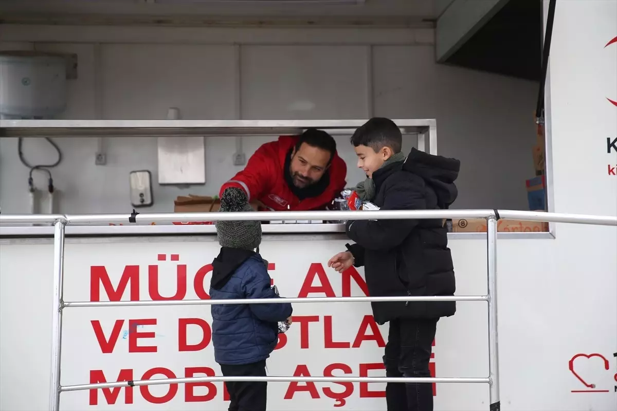Suriyelilerin Hatay'daki sınır kapılarından ülkelerine dönüşü sürüyor