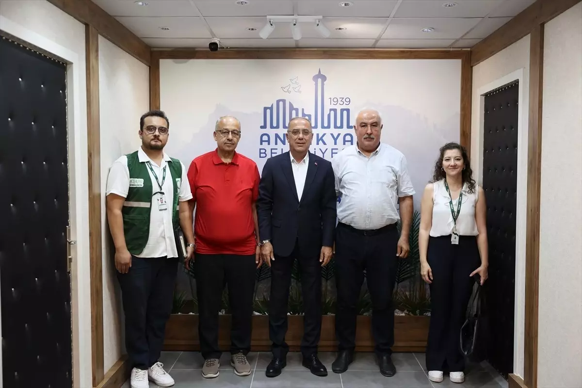 Yeşilay'dan Antakya'ya Ziyaret